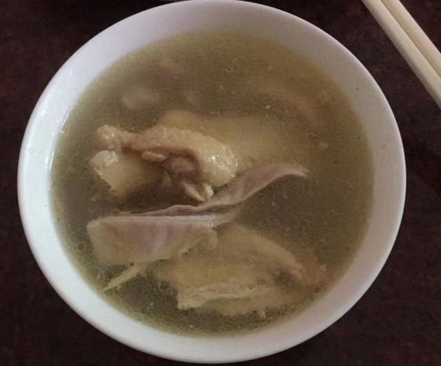 在這樣北風(fēng)呼嘯的日子里，想吃點(diǎn)暖心又暖胃的美食，大家有什么推薦嗎？